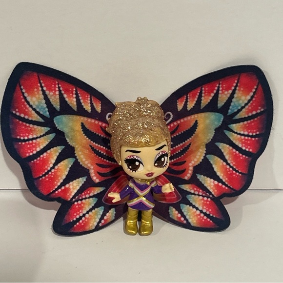 Hatchimals Pixies Wilder Wings Groovy Ginny Glittery Pixie & Snow Ball Sierra! - Picture 9 of 14